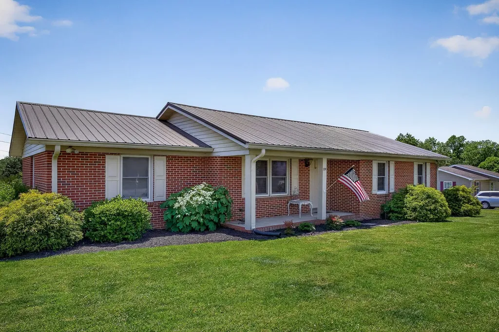 229 Union Hill Road Mcminnville TN 37110