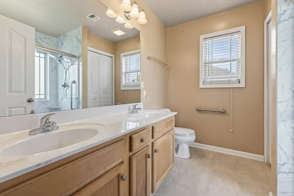 984 Chardea Court Clarksville TN 37040