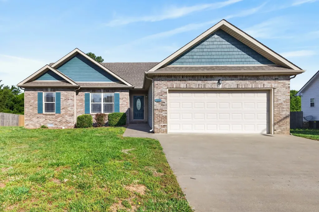 984 Chardea Court Clarksville TN 37040