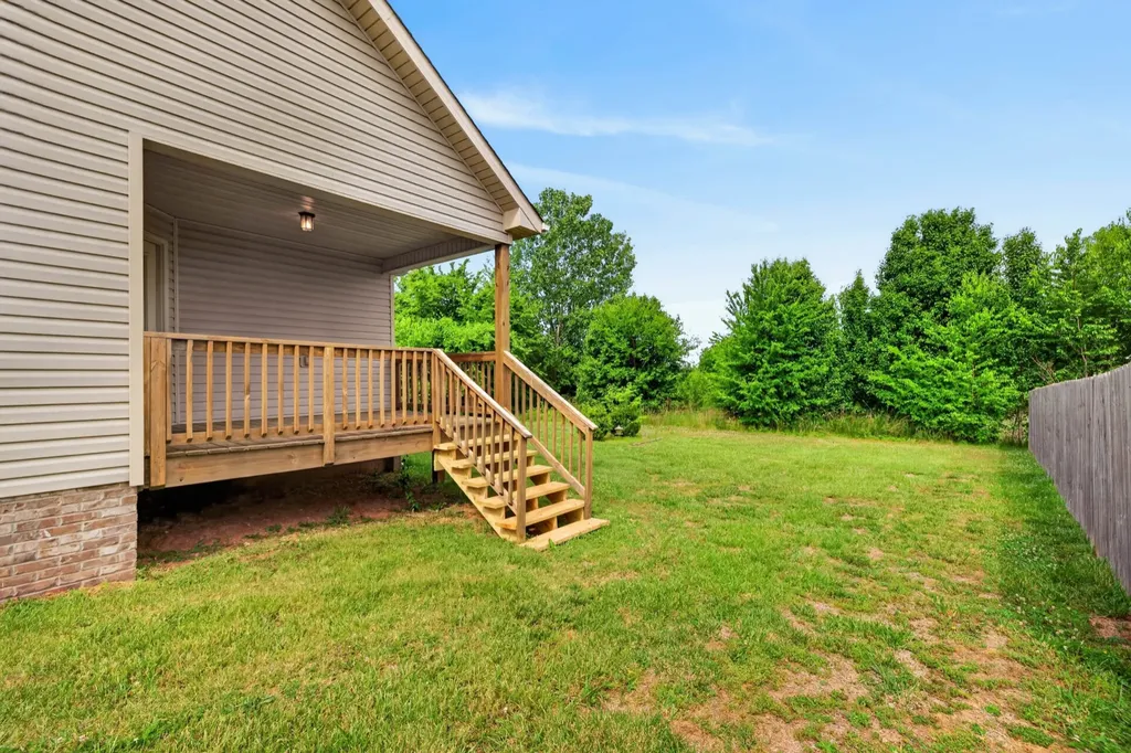 984 Chardea Court Clarksville TN 37040