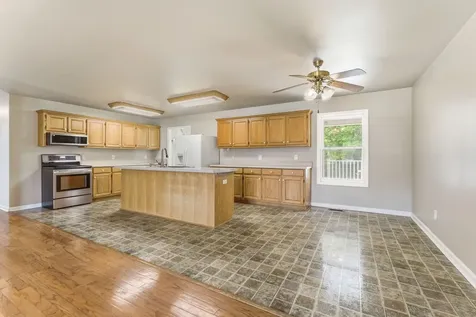 404 Heikens Drive Decherd TN 37324