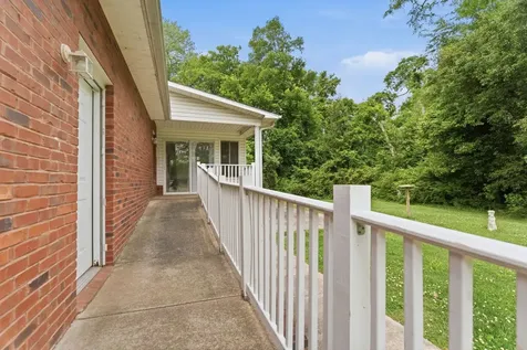 404 Heikens Drive Decherd TN 37324