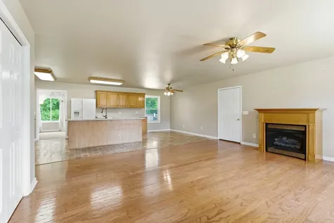 404 Heikens Drive Decherd TN 37324