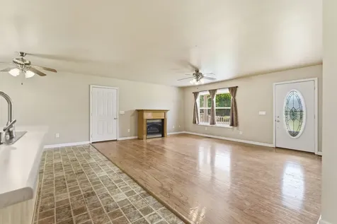 404 Heikens Drive Decherd TN 37324