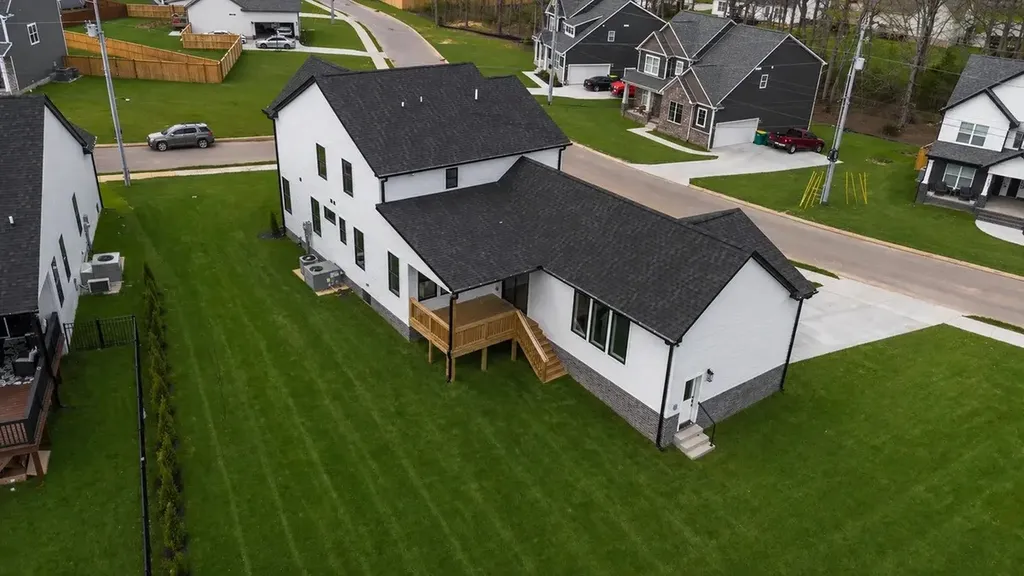 204 Trefethen Drive White House TN 37188