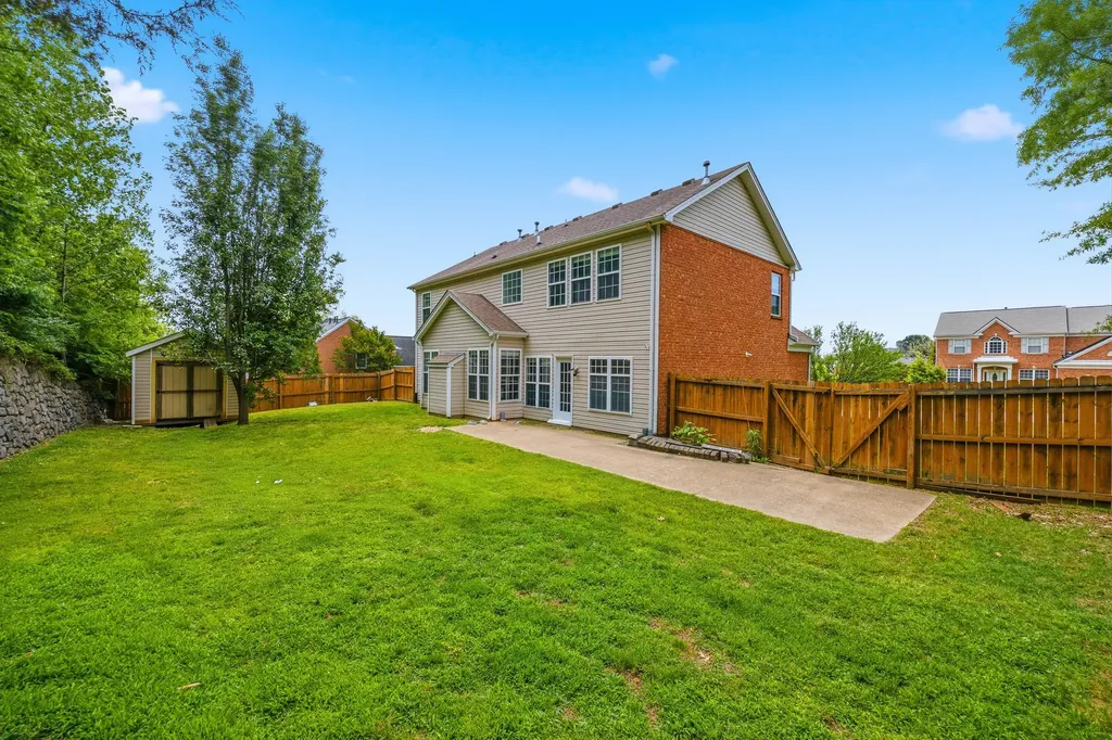 1672 W Wilson Boulevard Mount Juliet TN 37122
