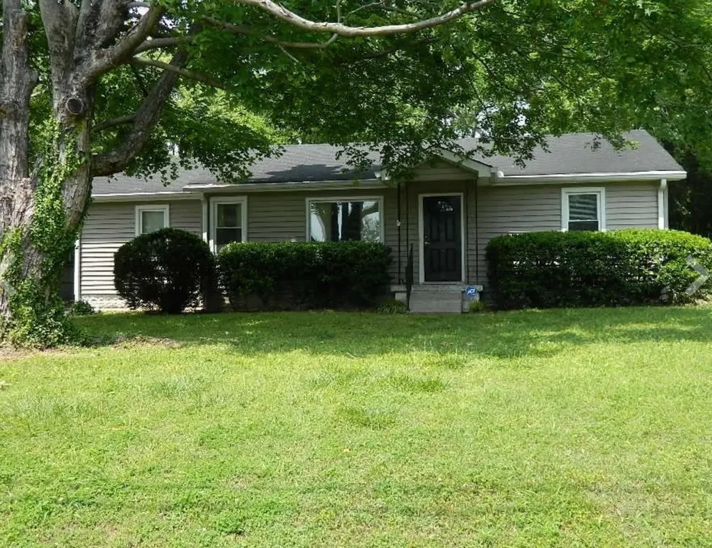 918 Velma Lane Murfreesboro TN 37129