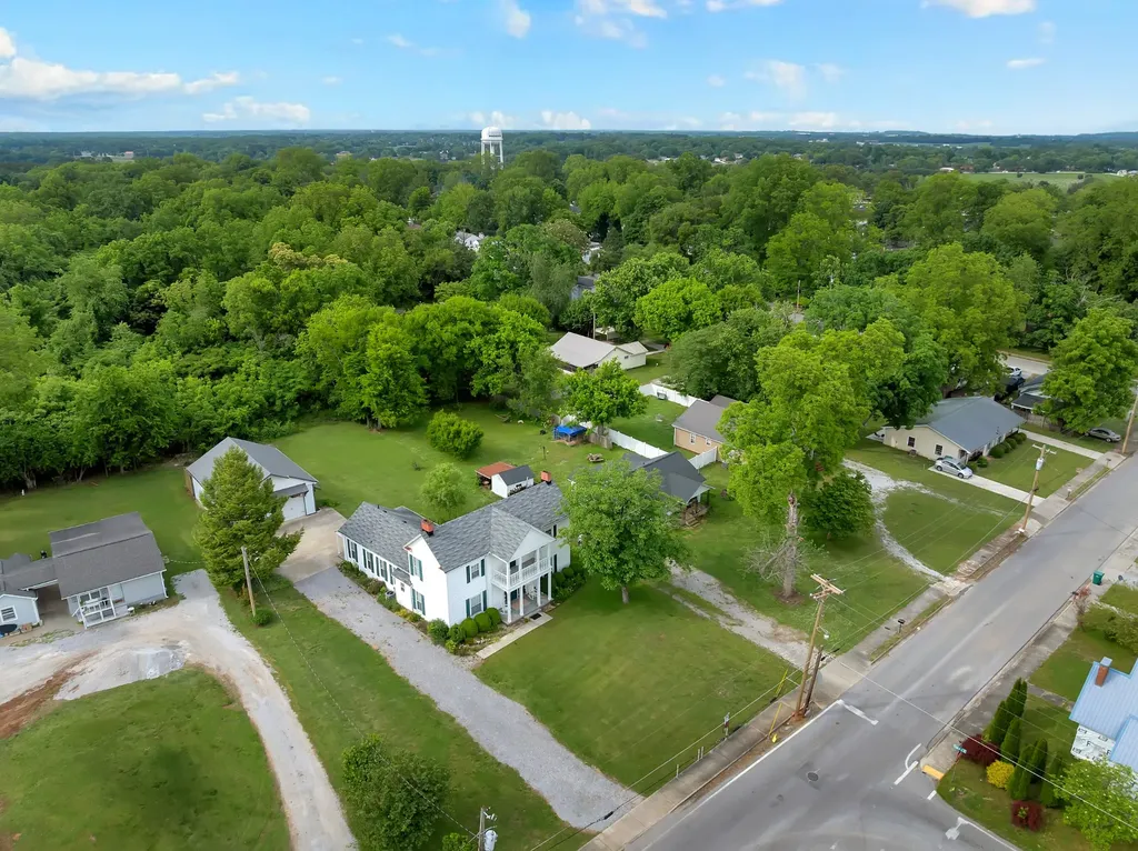314 4th Ave, NW Winchester TN 37398