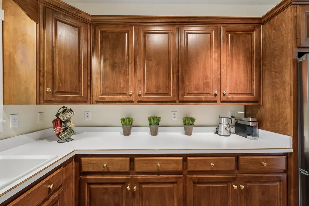 8 Matthews Mountain Lane Carthage TN 37030