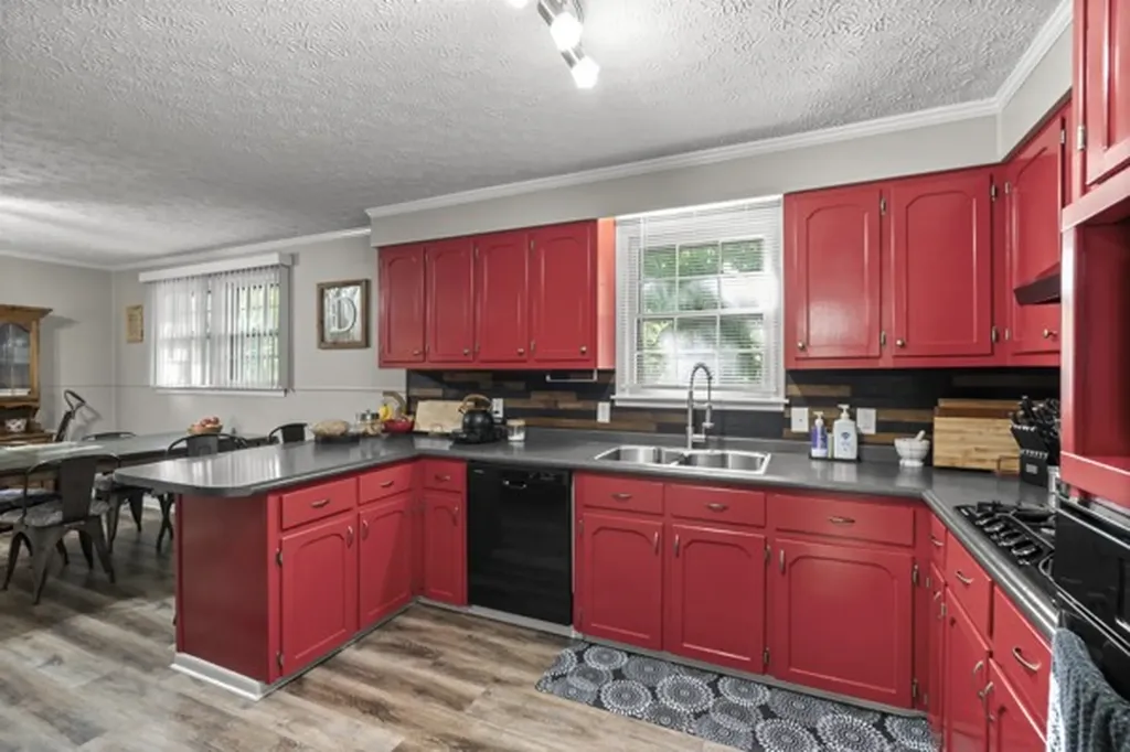 780 Waters Road Centerville TN 37033