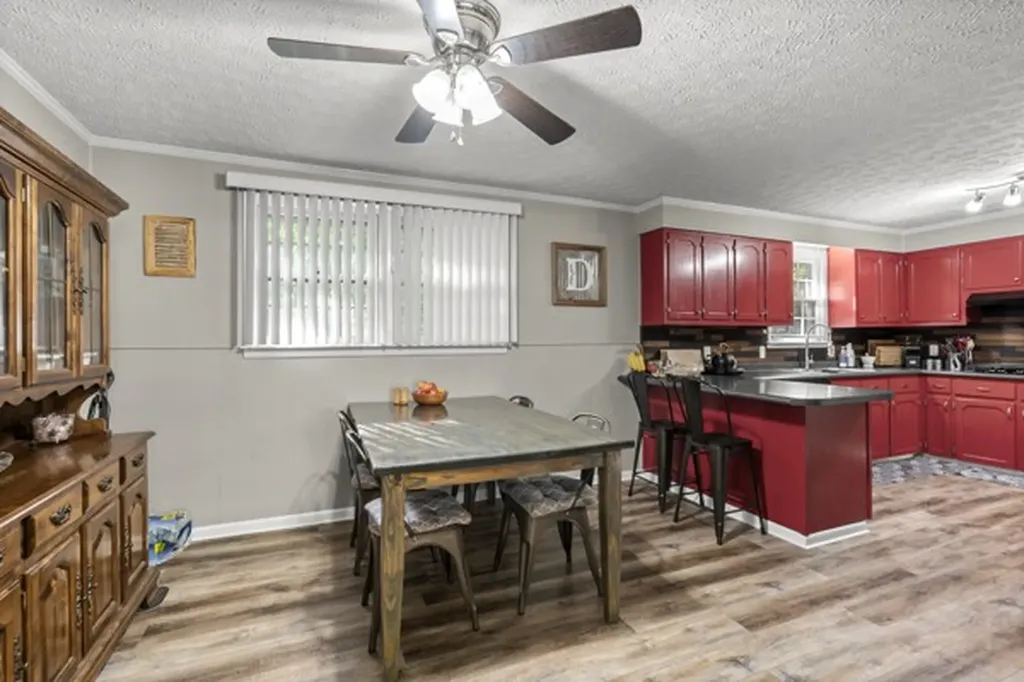 780 Waters Road Centerville TN 37033