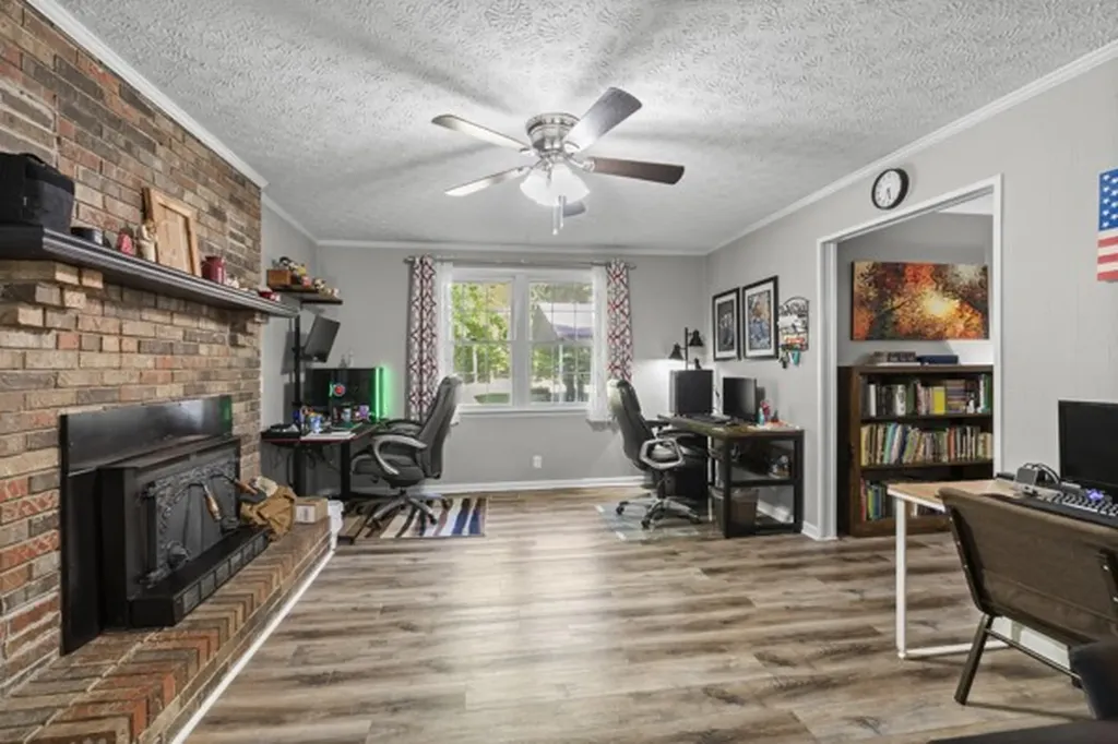 780 Waters Road Centerville TN 37033
