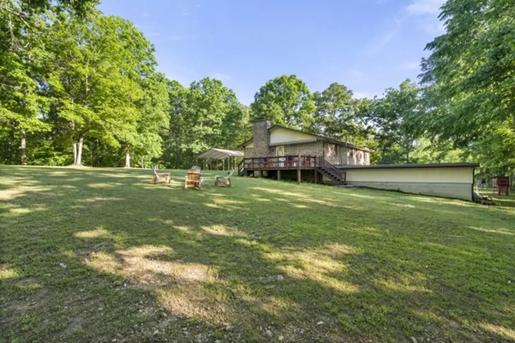 780 Waters Road Centerville TN 37033