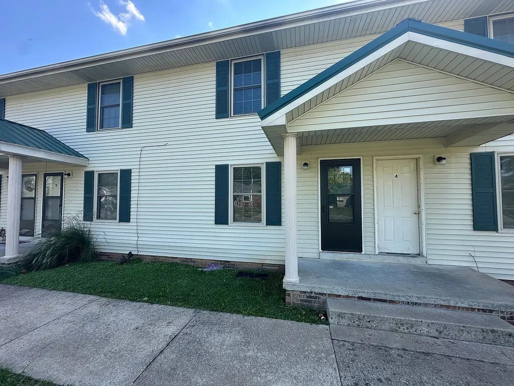305 Church Street Lafayette TN 37083