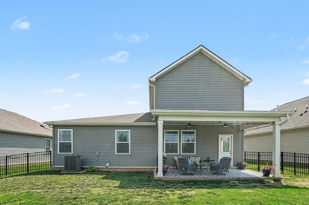 106 Merion Way Lebanon TN 37087