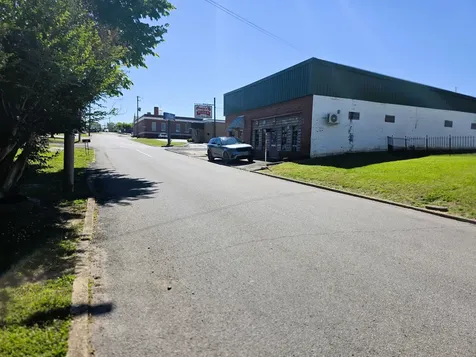 122 W Lake Street Camden TN 38320