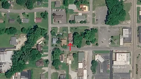 122 W Lake Street Camden TN 38320