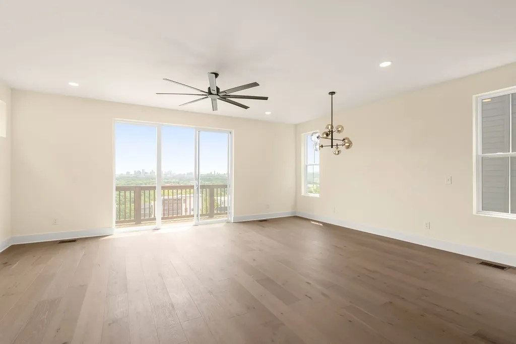 2156 Summitt Avenue Nashville TN 37218