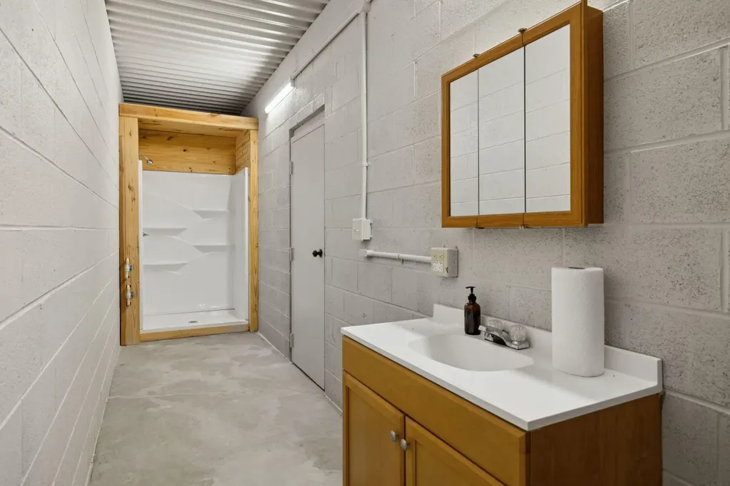 246 Akins Road Tellico Plains TN 37385