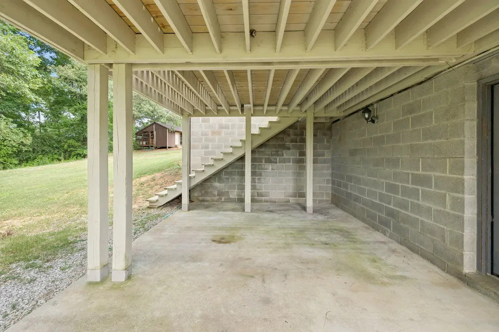 246 Akins Road Tellico Plains TN 37385