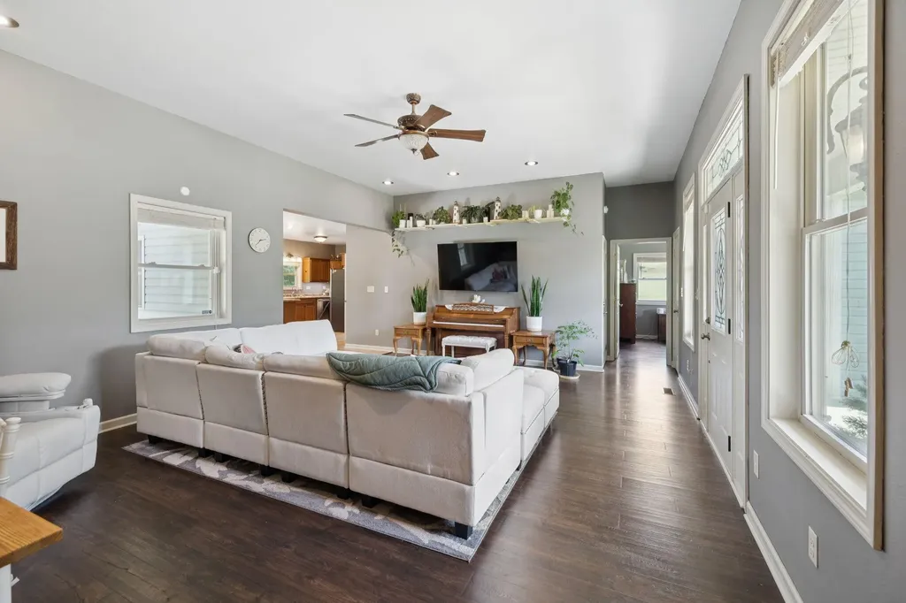 246 Akins Road Tellico Plains TN 37385