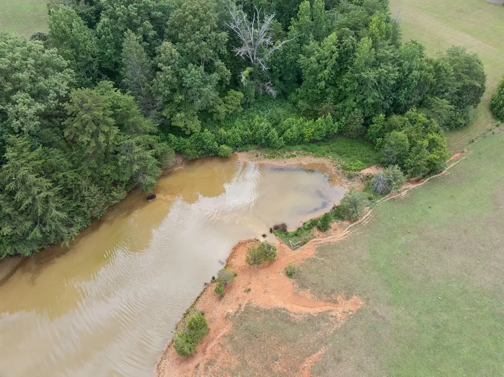 246 Akins Road Tellico Plains TN 37385