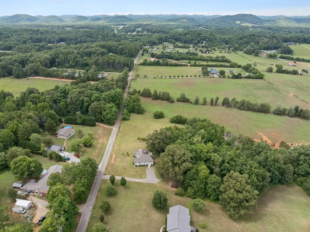 246 Akins Road Tellico Plains TN 37385