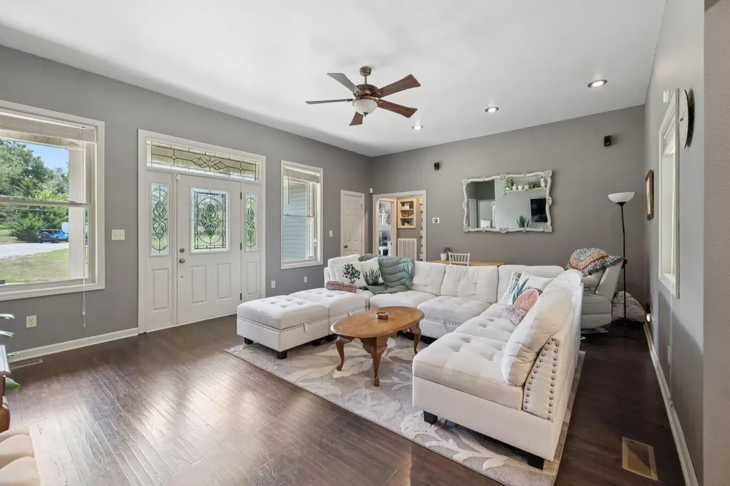 246 Akins Road Tellico Plains TN 37385
