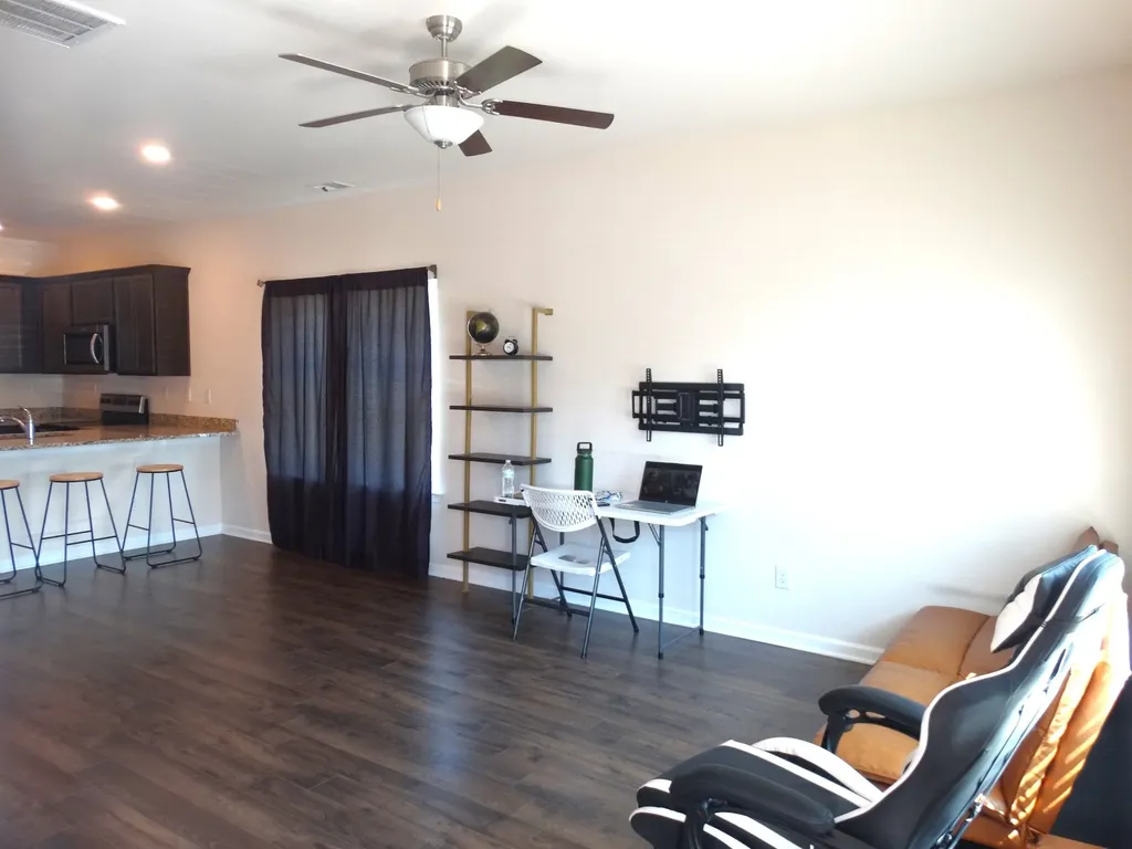4053 Cody Drive La Vergne TN 37086