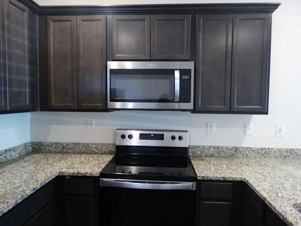4053 Cody Drive La Vergne TN 37086