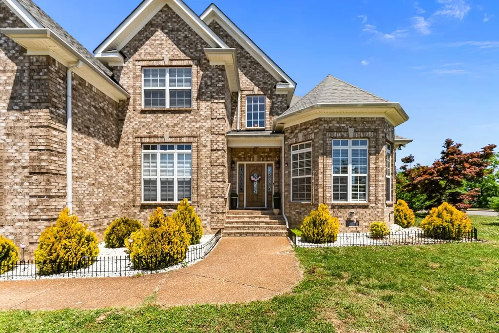 604 Summerbreeze Lane Antioch TN 37013