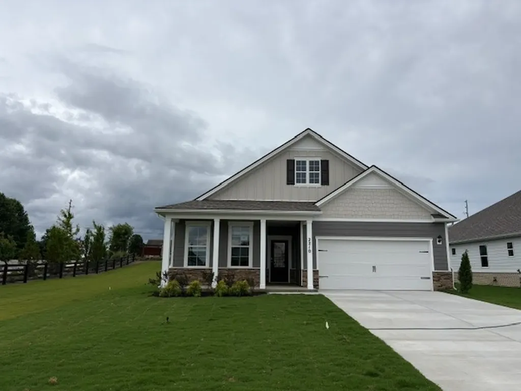 2210 Quinn Drive White House TN 37188