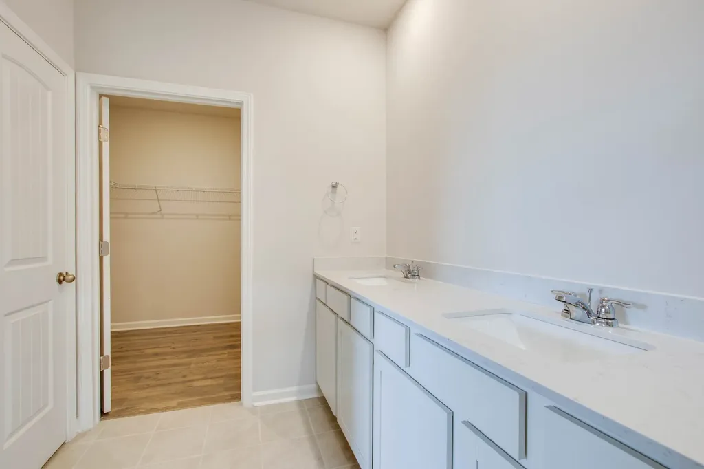 2210 Quinn Drive White House TN 37188