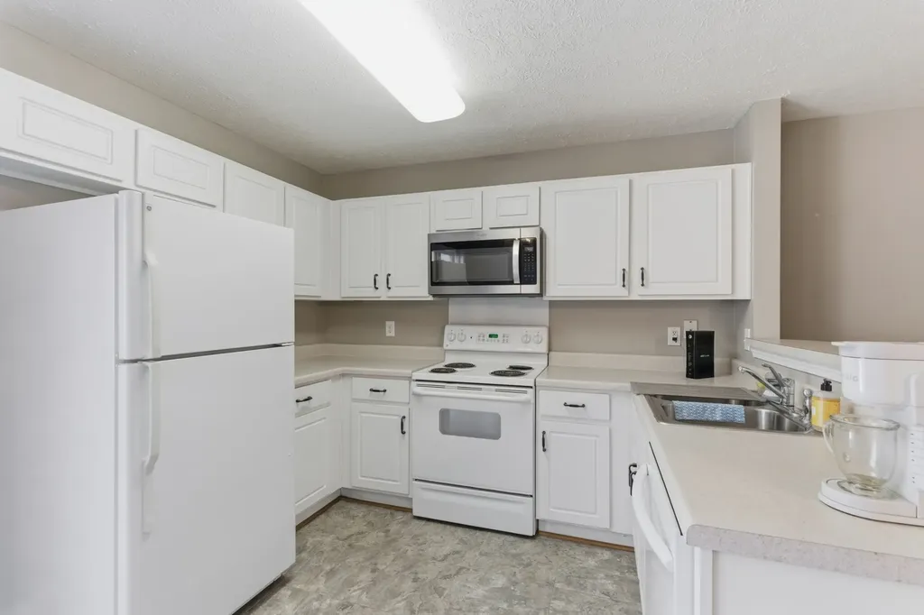 3215 Harpeth Springs Drive Nashville TN 37221