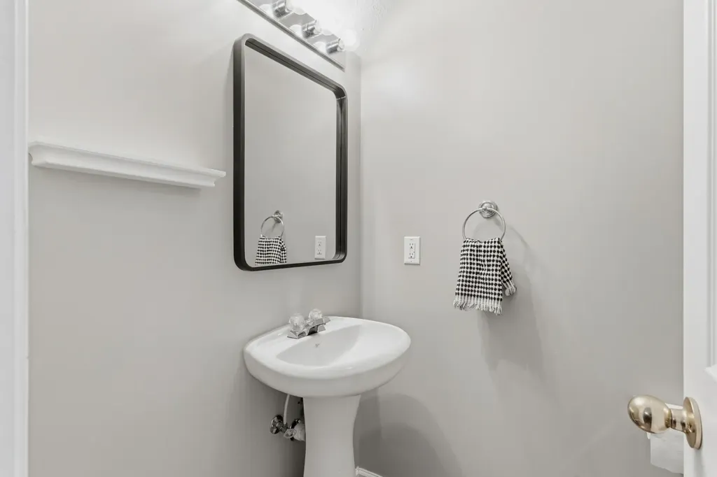 3215 Harpeth Springs Drive Nashville TN 37221