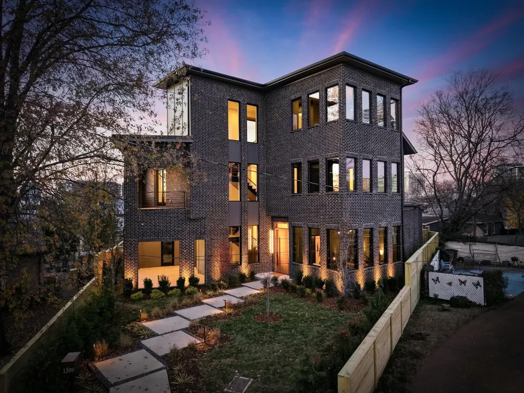 1309 Southside Circle Nashville TN 37212