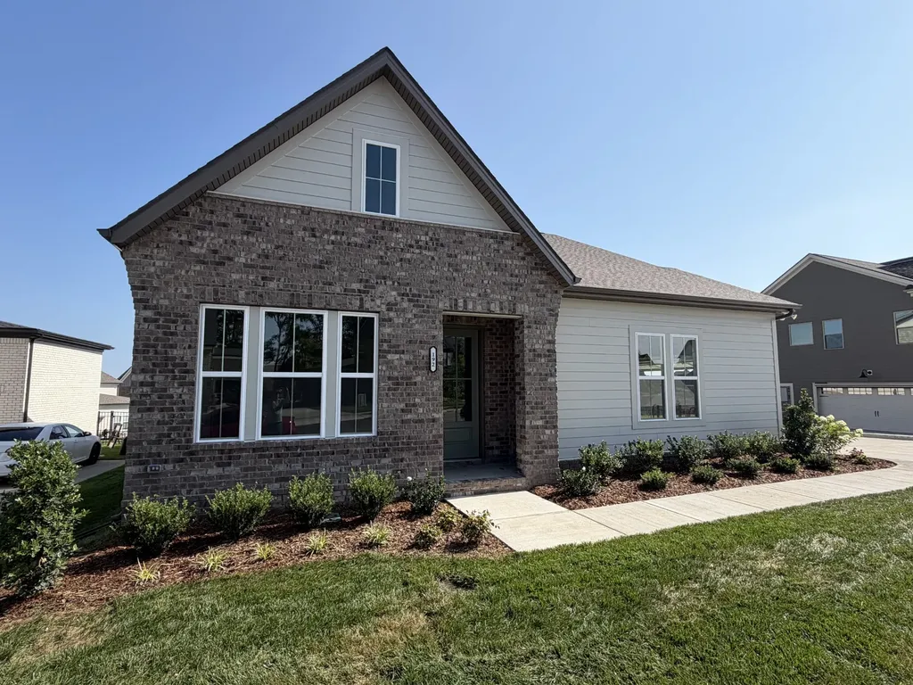 192 Phillips Bend Spring Hill TN 37174