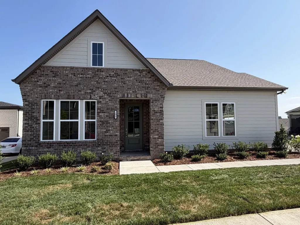 192 Phillips Bend Spring Hill TN 37174