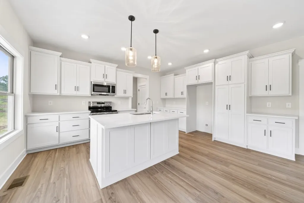 295 Bridle Path Lane Hartsville TN 37074