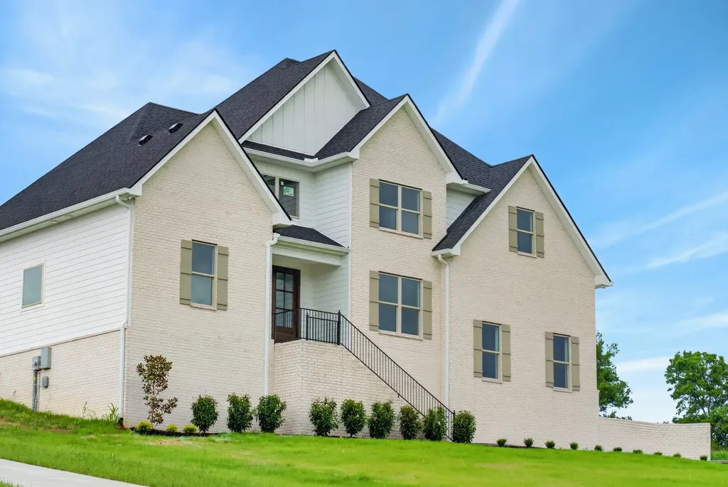 295 Bridle Path Lane Hartsville TN 37074