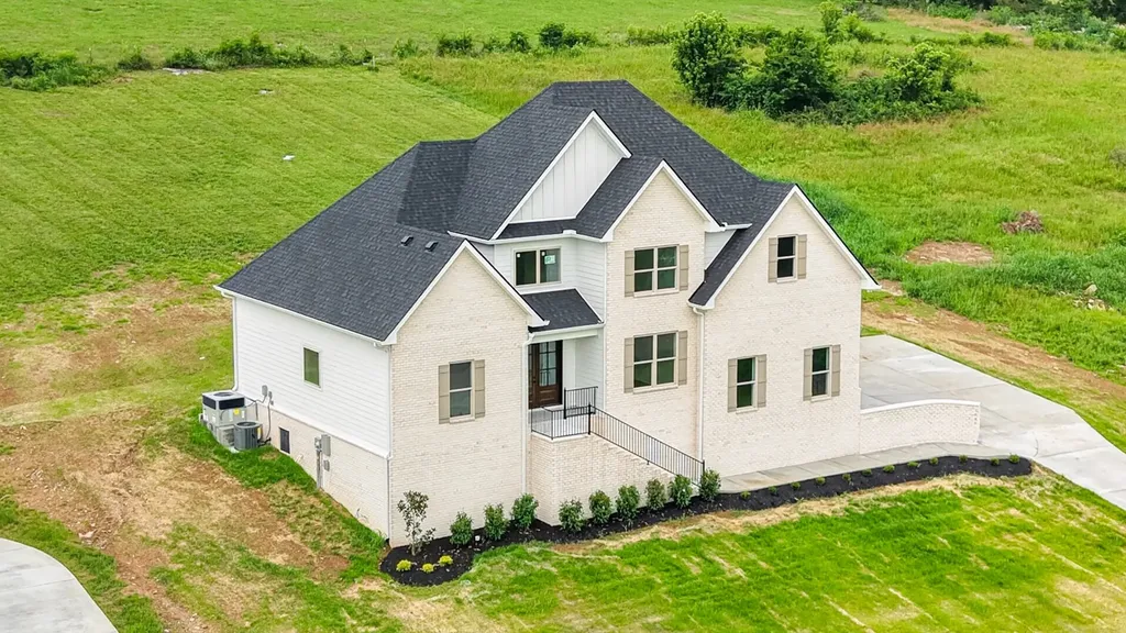 295 Bridle Path Lane Hartsville TN 37074