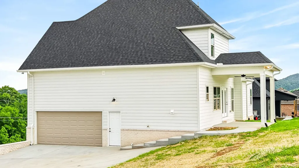 295 Bridle Path Lane Hartsville TN 37074