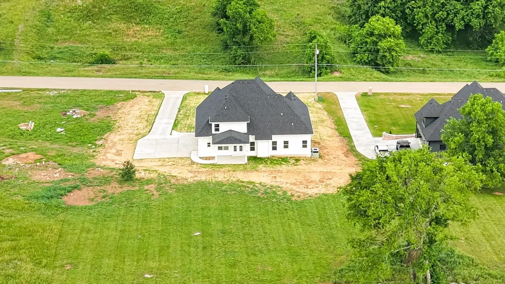 295 Bridle Path Lane Hartsville TN 37074