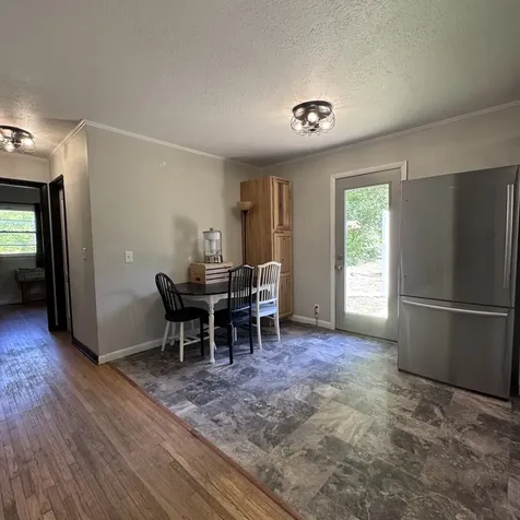 10135 W Oak Drive Bon Aqua TN 37025