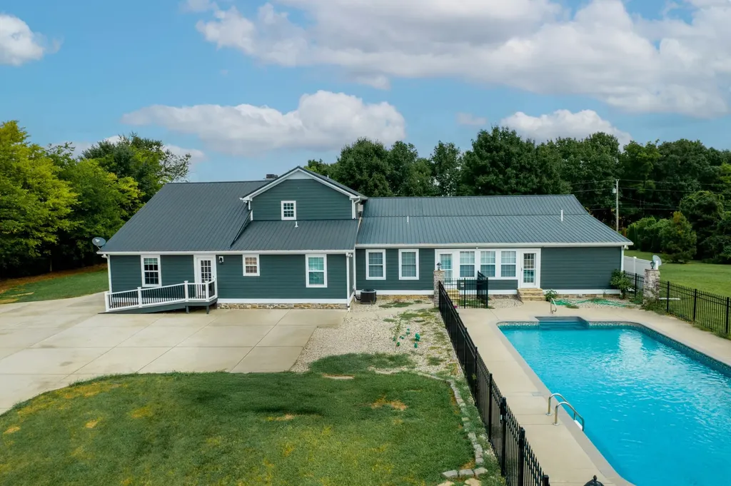 6931 Cowan Road Springfield TN 37172