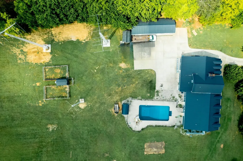 6931 Cowan Road Springfield TN 37172