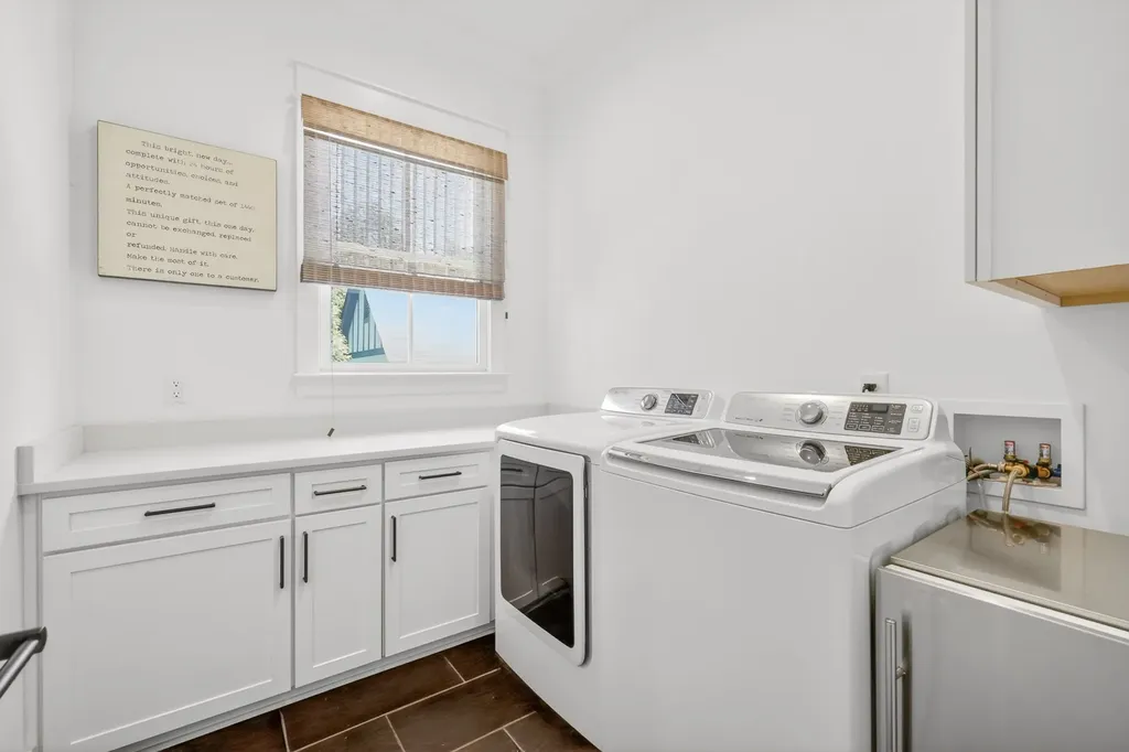 3733 Granny White Pike Nashville TN 37204