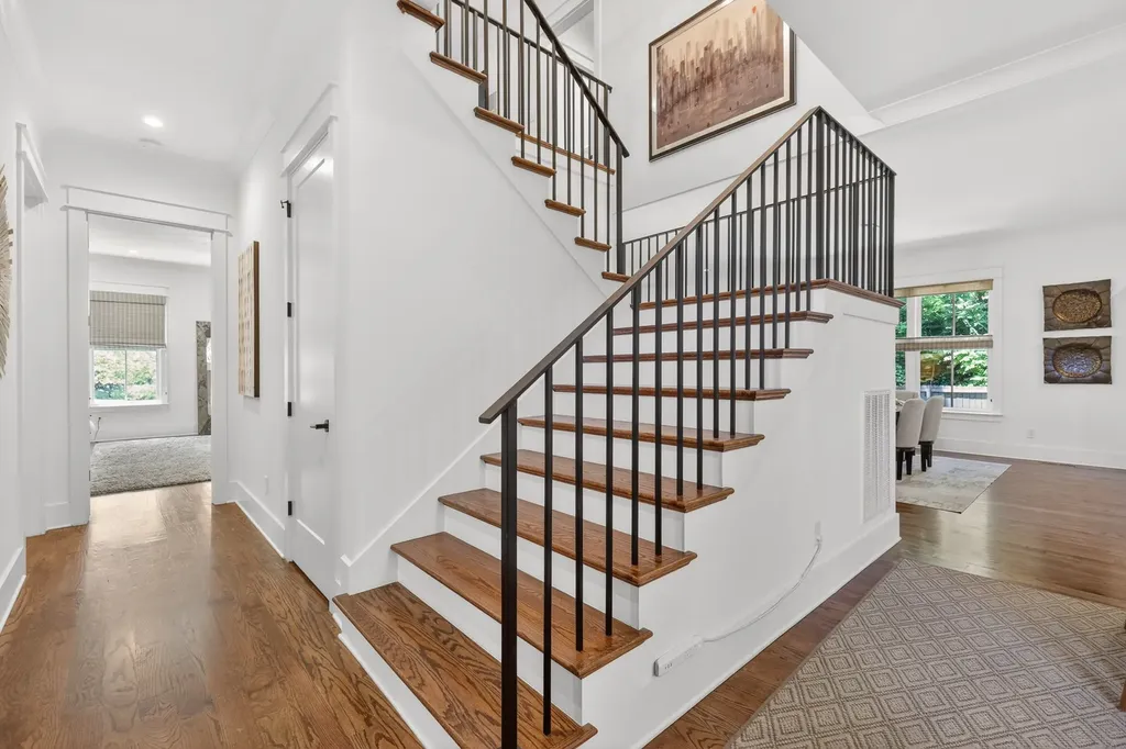 3733 Granny White Pike Nashville TN 37204