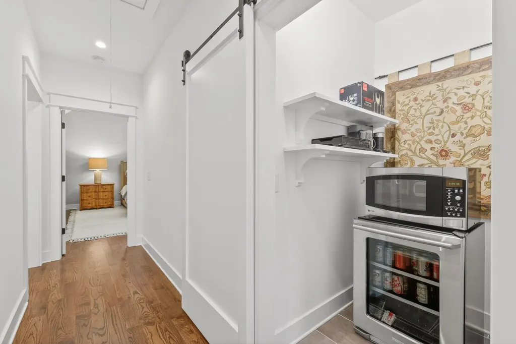 3733 Granny White Pike Nashville TN 37204