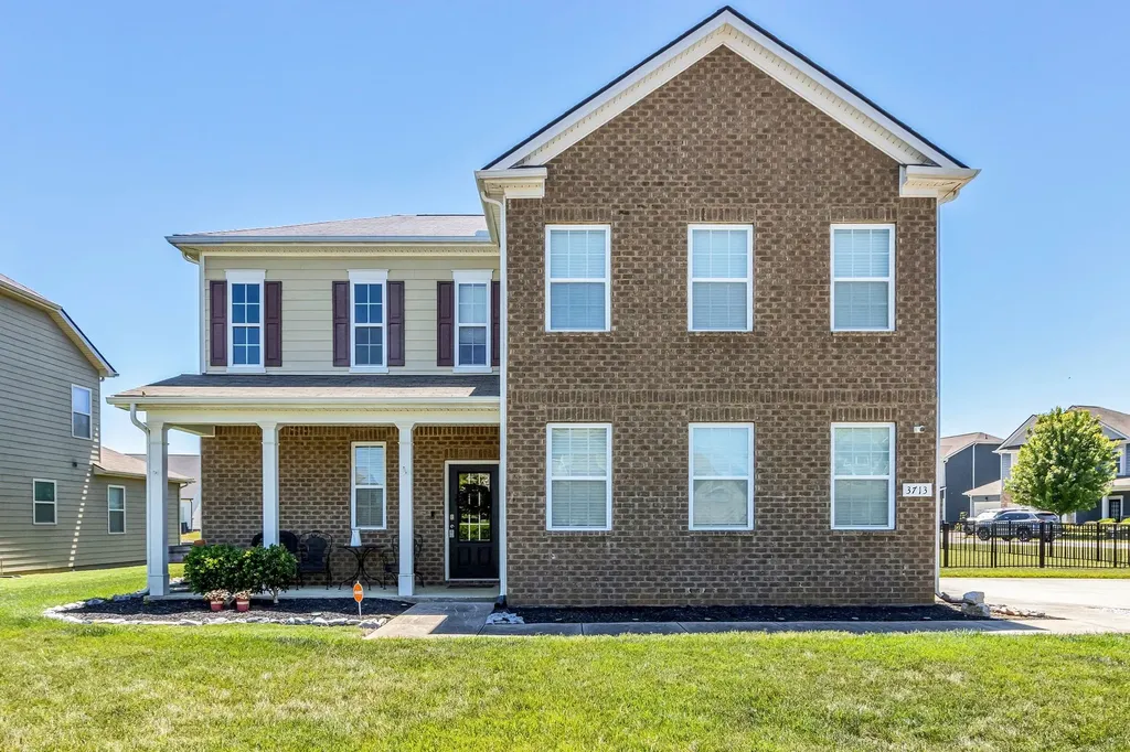 3713 Sweetbriar Avenue Murfreesboro TN 37128